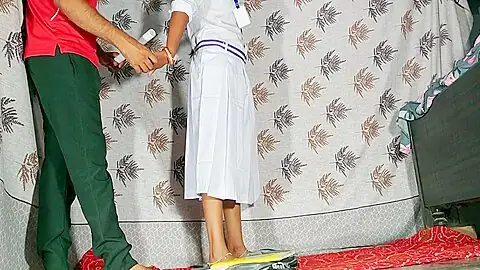 Viral Indian Young Schoolgirl Seduces Her Teacher For Exams She Make Best Blowjob And Pussy Fucking