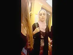pretty teen 18+ downblouse