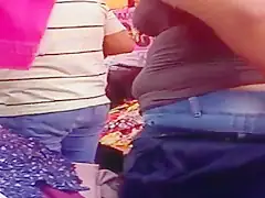 CULONA EN EL TIANGUIS