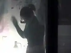 Espiando por la ventana 7